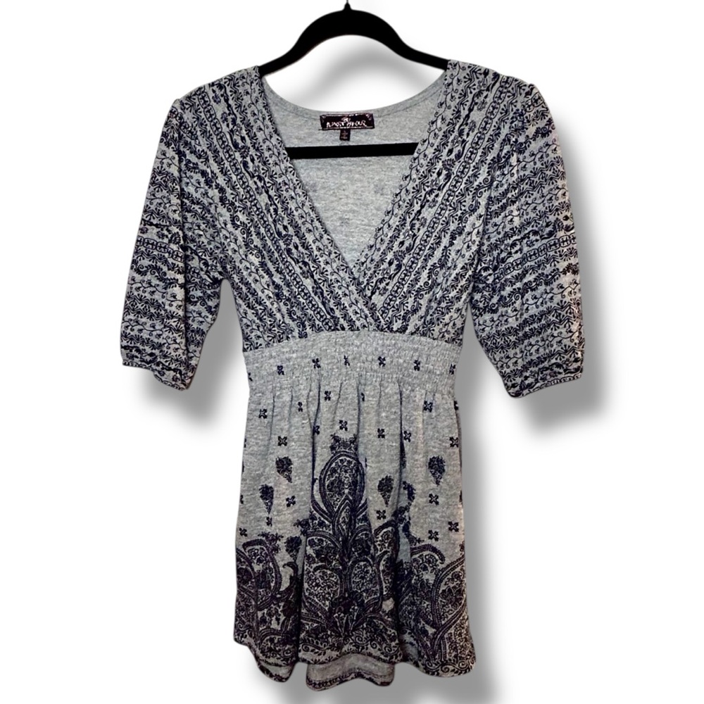 Almost Famous Black & Gray Deep V Neck Paisley Top Smocked Waist Blouse Tie Back